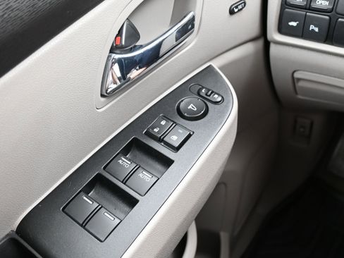 Used 2016 Honda Odyssey Touring Elite image 23