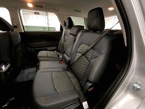 New 2025 Nissan Pathfinder SV w/ Black Appearance Package image 10