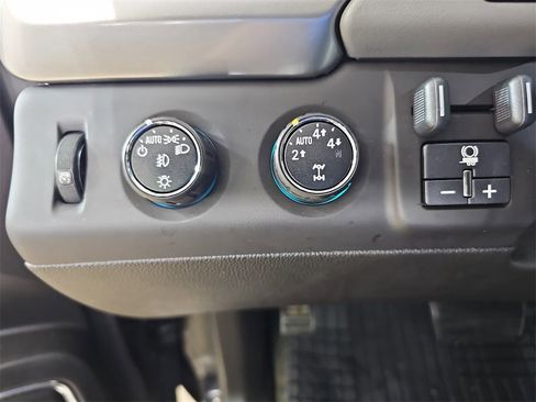 Certified 2015 Chevrolet Tahoe LT image 32