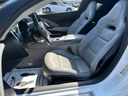Used 2017 Chevrolet Corvette Stingray Coupe w/ 3LT Preferred Equipment Group image 18