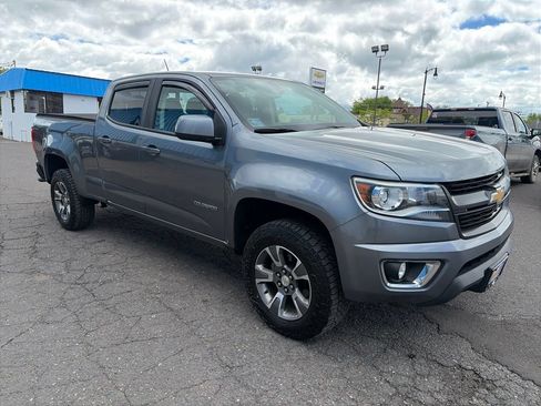 Used 2020 Chevrolet Colorado Z71 AWD/4WD image 3