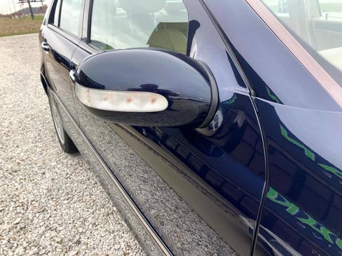 Used 2002 Mercedes-Benz C 240 Sedan image 8