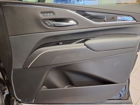 Certified 2024 Cadillac Escalade Sport AWD/4WD image 12