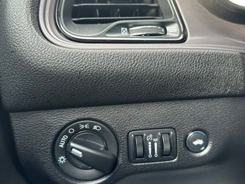 Used 2023 Dodge Challenger R/T w/ T/A Package image 48