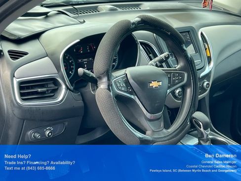 Used 2023 Chevrolet Equinox LS FWD image 9
