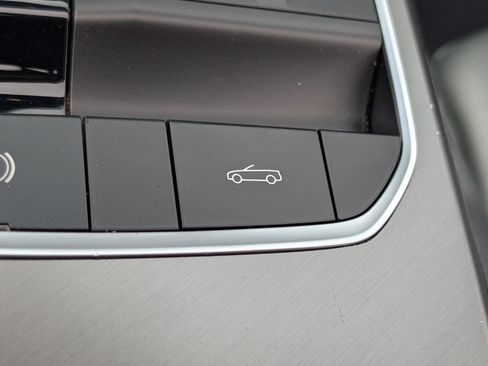 Used 2025 BMW 430i Convertible RWD image 25