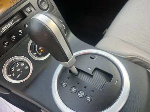 Used 2004 Nissan 350Z Touring w/ Aerodynamics Pkg image 22