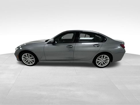 Used 2023 BMW 330i Sedan w/ Driving Assistance Package image 4