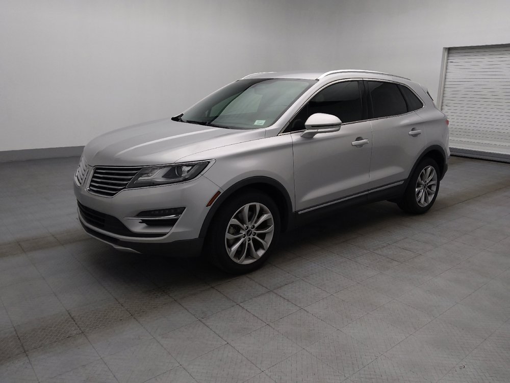 Used 2017 Lincoln MKC Select w/ Select Plus Package FWD image 2