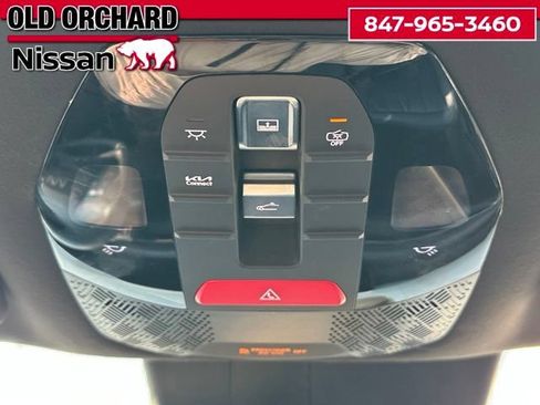 Used 2024 Kia EV9 GT-Line AWD/4WD image 17