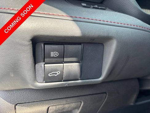 Used 2021 Toyota Highlander XSE AWD/4WD image 28