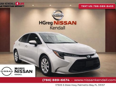 Used 2023 Toyota Corolla LE image 1