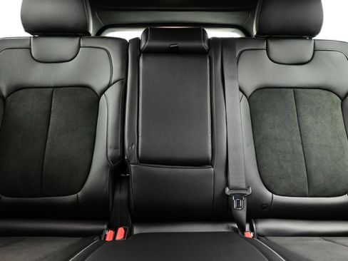 New 2025 Jeep Grand Cherokee Altitude AWD/4WD image 10