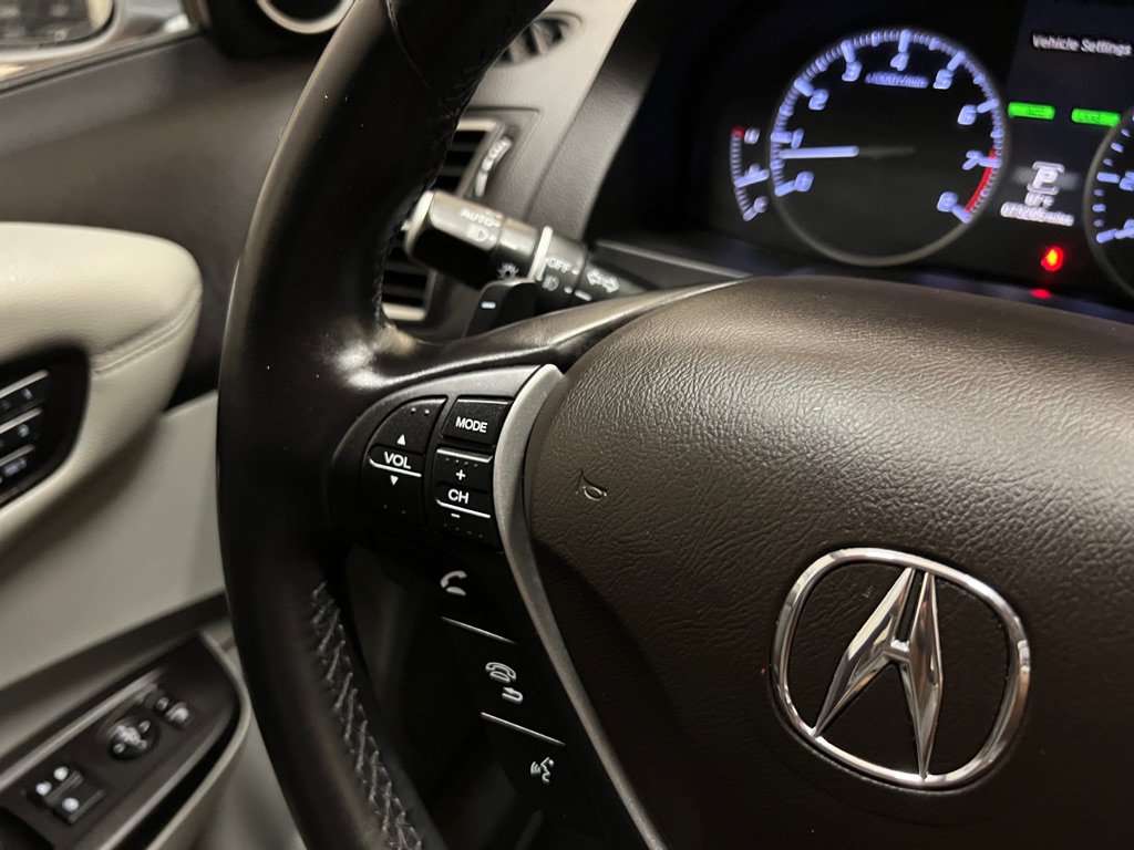 Used 2017 Acura RDX w/ Advance Package FWD image 40