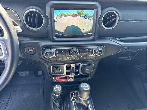 Used 2021 Jeep Wrangler Unlimited Rubicon 4xe w/ Steel Bumper Group image 12