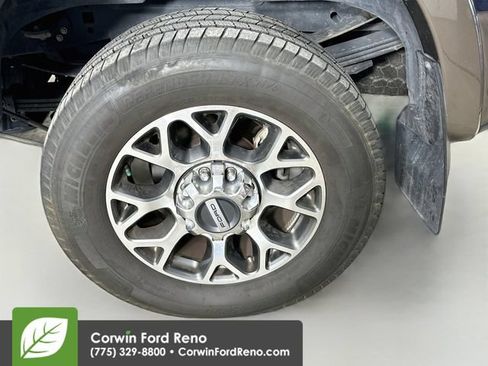 Used 2020 Ford F350 Lariat w/ Lariat Value Package AWD/4WD image 32