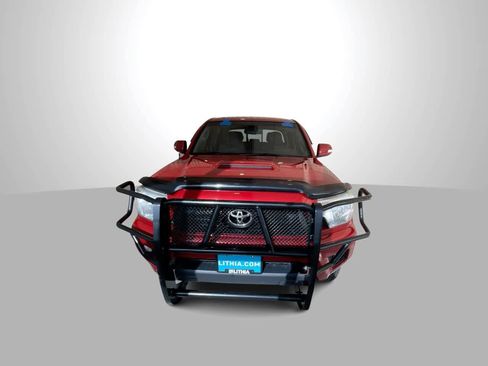 Used 2013 Toyota Tacoma 4x4 Double Cab w/ TRD Sport Pkg image 3