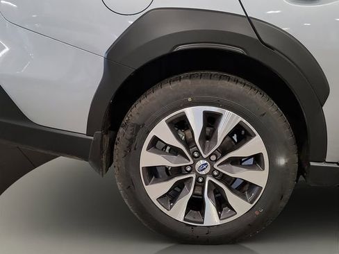 Certified 2025 Subaru Outback Limited image 26