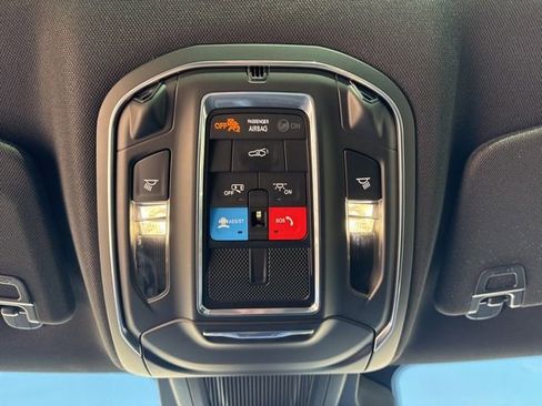 Used 2024 Dodge Charger R/T w/ Plus Group image 18