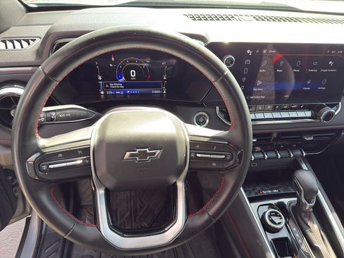 Used 2023 Chevrolet Colorado Z71 w/ Z71 Convenience Package 2 image 16