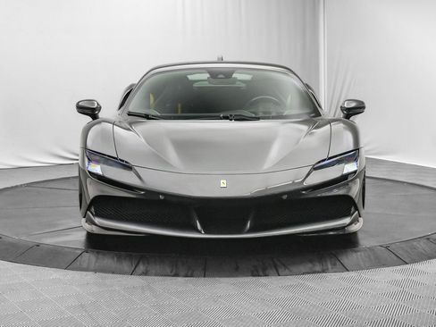 Used 2022 Ferrari SF90 Stradale image 3
