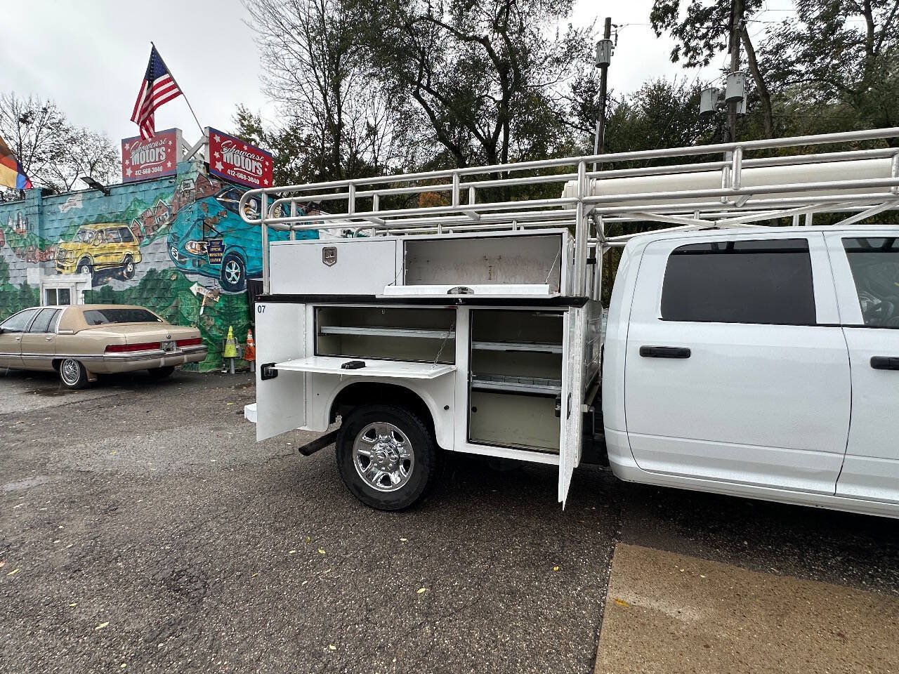 Used 2021 RAM 2500 Tradesman w/ Chrome Appearance Group RWD image 8