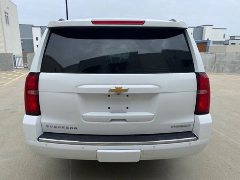 Used 2020 Chevrolet Suburban Premier image 5