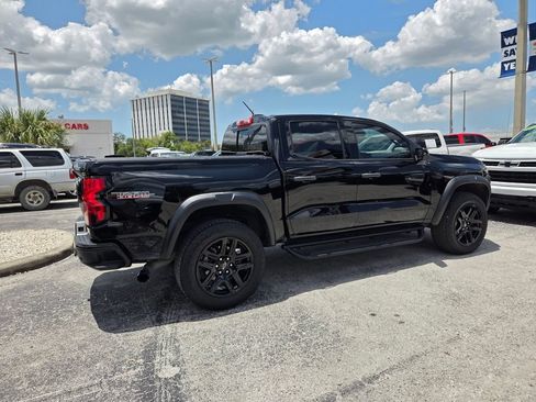 Certified 2023 Chevrolet Colorado Trail Boss w/ Technology Package AWD/4WD image 14