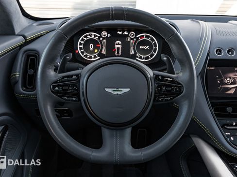 Used 2021 Aston Martin DBX image 25