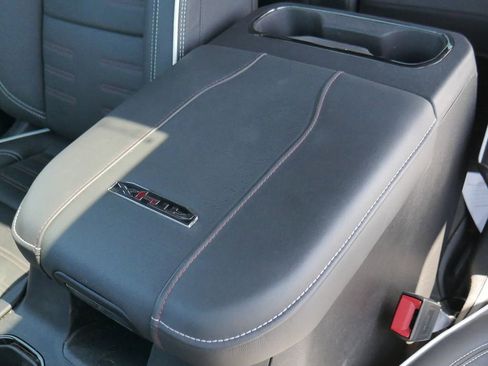 Used 2024 GMC Sierra 2500 AT4X AWD/4WD image 42