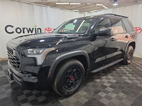 Used 2026 Toyota Sequoia 4WD image 3