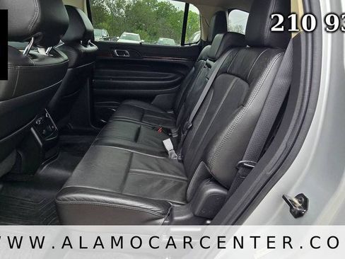 Used 2015 Lincoln MKT AWD w/ Equipment Group 201A image 34