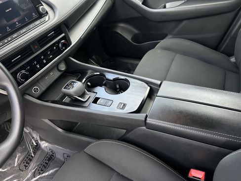 Certified 2023 Nissan Rogue S image 22