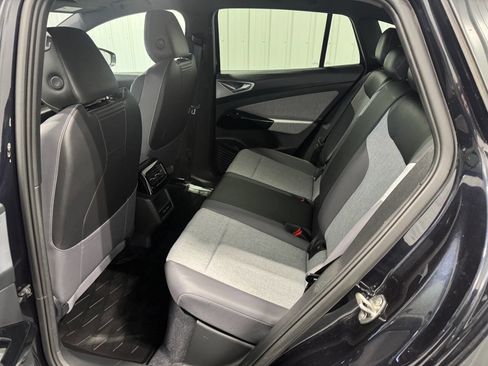 Used 2023 Volkswagen ID.4 S image 12