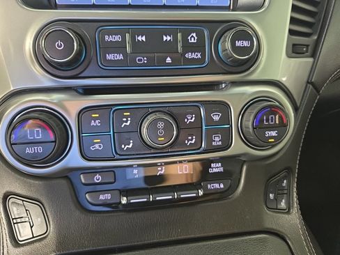 Used 2020 Chevrolet Tahoe Premier AWD/4WD image 20