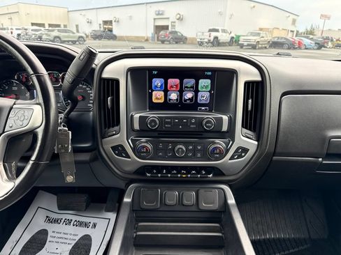 Used 2018 GMC Sierra 1500 SLT AWD/4WD image 17