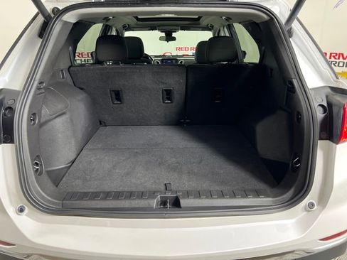 Used 2021 Chevrolet Equinox LT FWD image 22