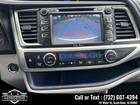 Used 2014 Toyota Highlander XLE image 33