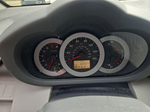 Used 2011 Toyota RAV4 Limited w/ Limited Extra Value Pkg AWD/4WD image 15