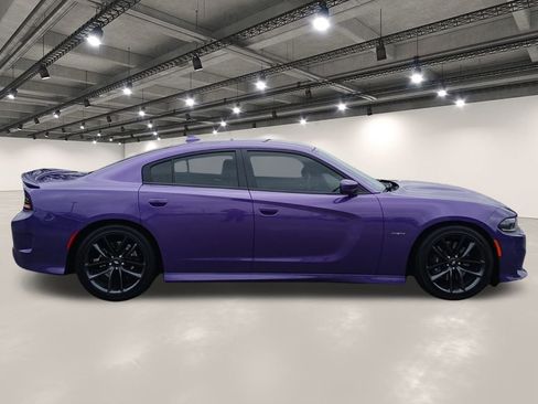 Used 2019 Dodge Charger R/T w/ Plus Group image 17