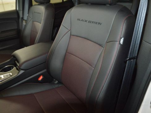 Used 2026 Honda Ridgeline Black Edition image 33