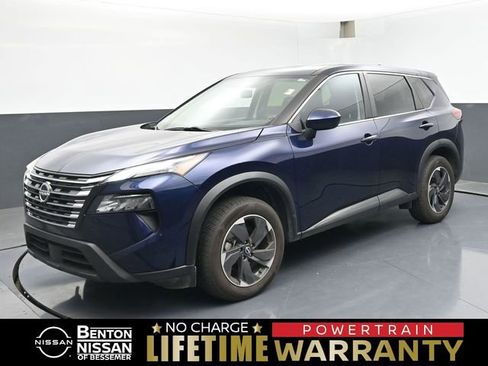Used 2024 Nissan Rogue SV FWD image 1