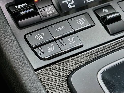 Certified 2025 Porsche 718 Cayman RWD image 21