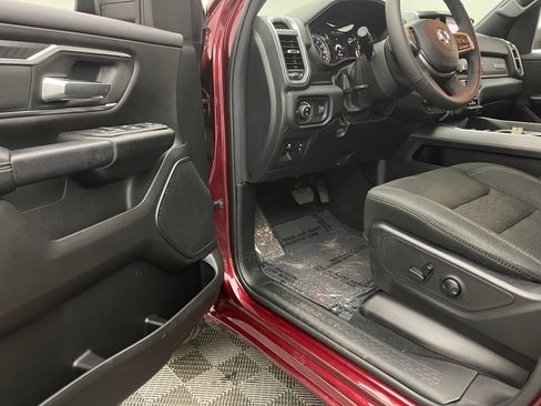 Used 2025 RAM 1500 Big Horn AWD/4WD image 14