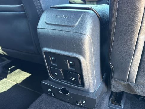 Certified 2024 Ford Bronco Outer Banks AWD/4WD image 27