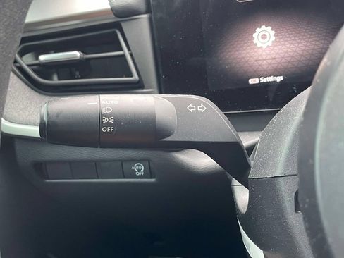Used 2026 Nissan Kicks SV FWD image 22