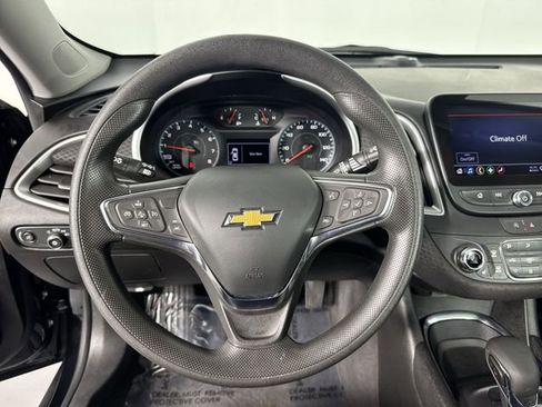 Used 2023 Chevrolet Malibu LT FWD image 11