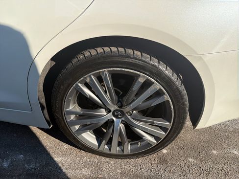 Used 2019 INFINITI Q50 Sport image 13