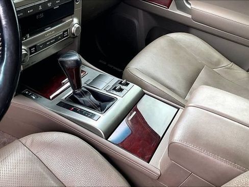 Used 2016 Lexus GX 460 w/ Premium Package AWD/4WD image 16