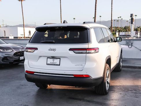 New 2026 Jeep Grand Cherokee L Limited w/ Luxury Tech Group II RWD image 9
